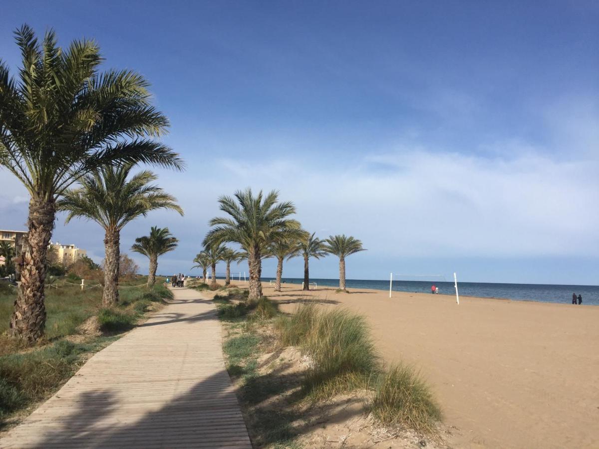 Dianium A-Serviden Dénia Buitenkant foto