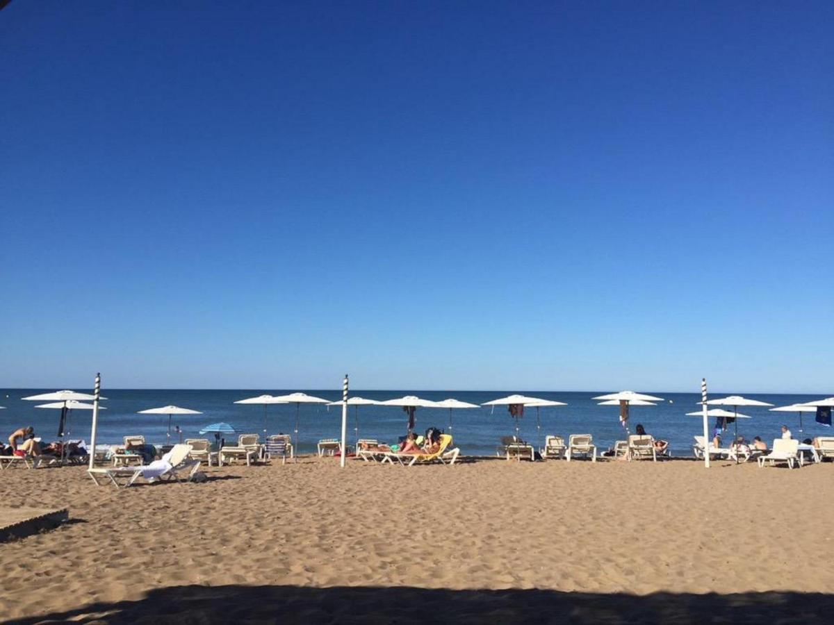 Dianium A-Serviden Dénia Buitenkant foto